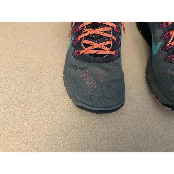 Womens Nike Air Zoom Terra Kiger 2 Trail Running Shoes. Size 9. Nice Shoes!!! - Picture 3 of 11